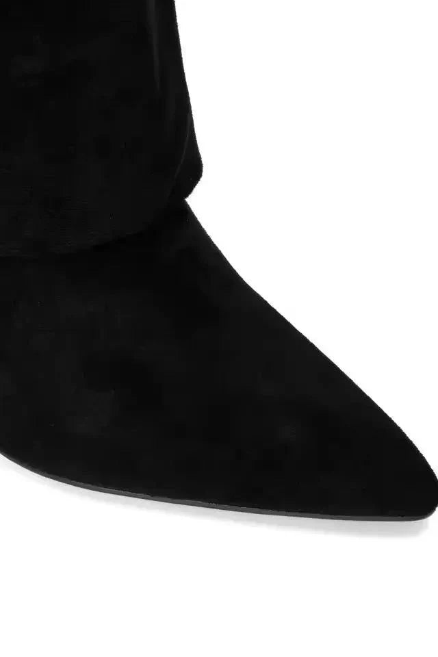 Eleganter Overknee-Stiefel mit Logo-Detail