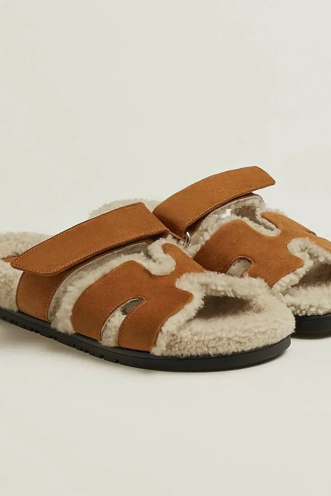Gemütliche Luxus-Sandalen